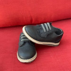 Dress shoes little boys size 7